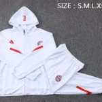 Conjunto Completo Chaqueta Con Capucha Bayern Múnich 2025 2026 Blanco Rojo