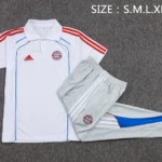Conjunto Completo Polo Bayern Múnich 2025 2026 Blanco Azul Gris