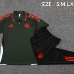 Conjunto Completo Polo Bayern Múnich 2025 2026 Verde Marino Rojo