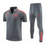 Conjunto Completo Polo Bayern Múnich 2026 2027 Gris Rojo