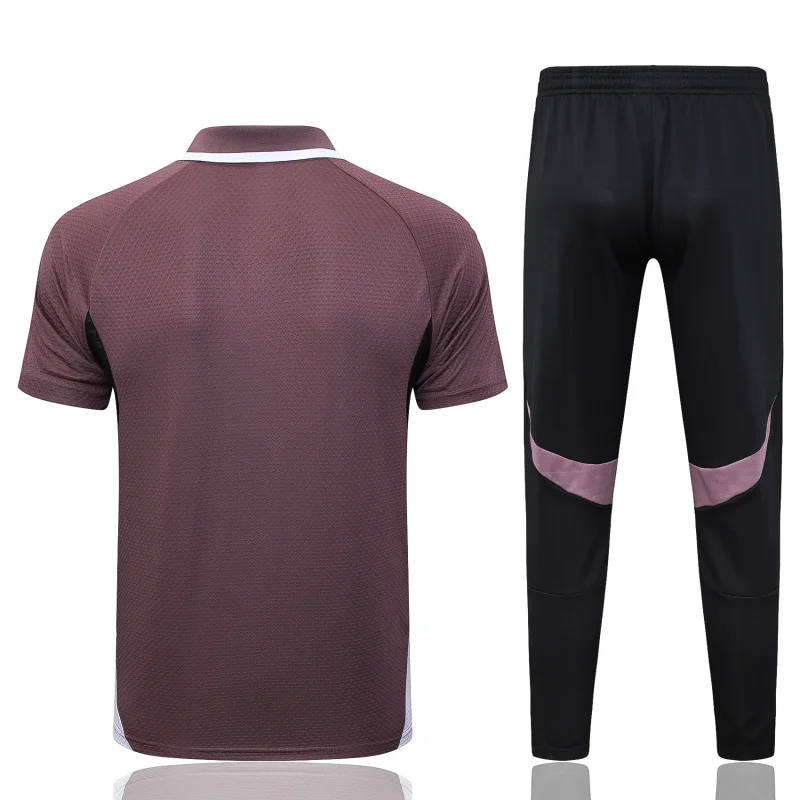Conjunto Completo Polo Manchester United 2025 2026 Purpura Negro Manchester United Conjunto 2025 2026 Púrpura - Maglia Manchester United | tiendasdefutboles