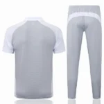 Conjunto Completo Polo Real Madrid 2025 2026 Gris Blanco