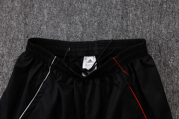 Conjunto Completo Rompevientos Ajax 2025 2026 Negro Ajax Conjunto 2025 2026 Negro - Maglia Ajax | tiendasdefutboles
