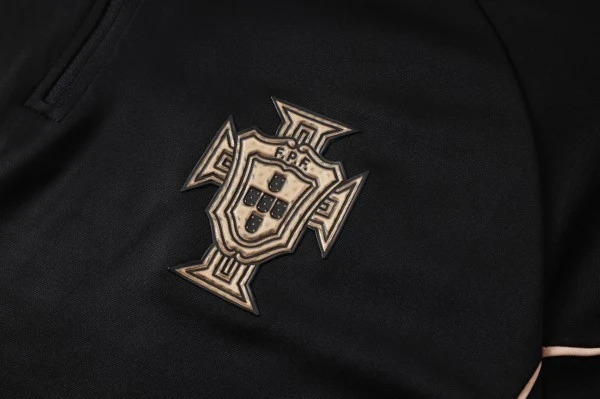 Conjunto Completo Sudadera Entrenamiento Portugal 2026 Negro Amarillo Portugal Conjunto 2026 Negro - Portugal Barata | tiendasdefutboles