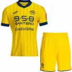 Conjunto De Niños Cuarta Hellas Verona Amarillo