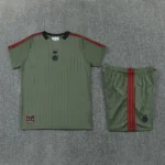 Entrenamiento Conjunto Completo Bayern Múnich 2026 2027 Verde