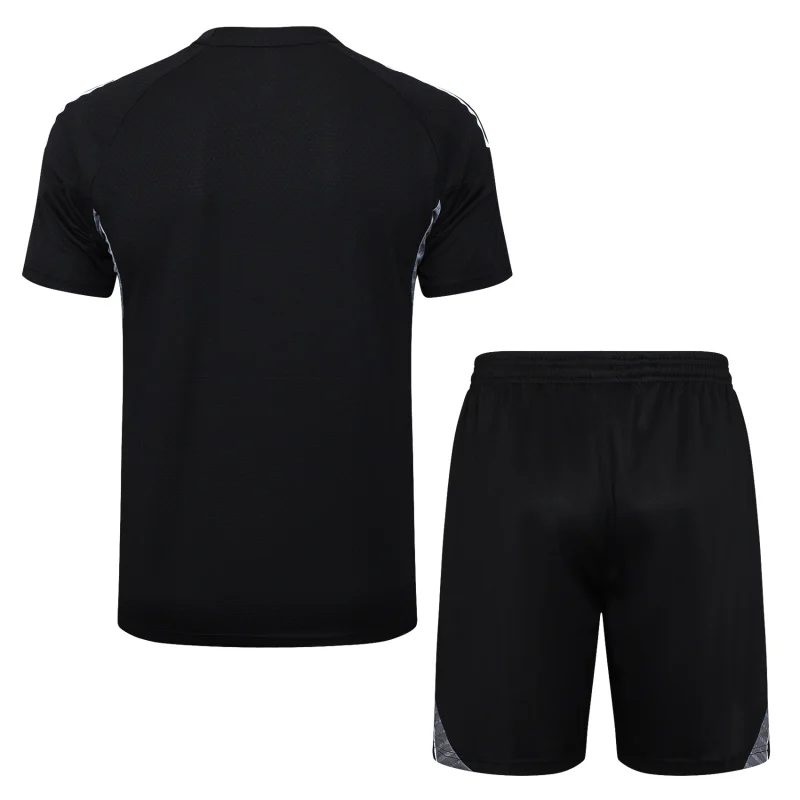 Entrenamiento Conjunto Completo Real Madrid 2025 2026 Negro Blanco Real Madrid Conjunto 2025 2026 Negro - Maglia Real Madrid | tiendasdefutboles