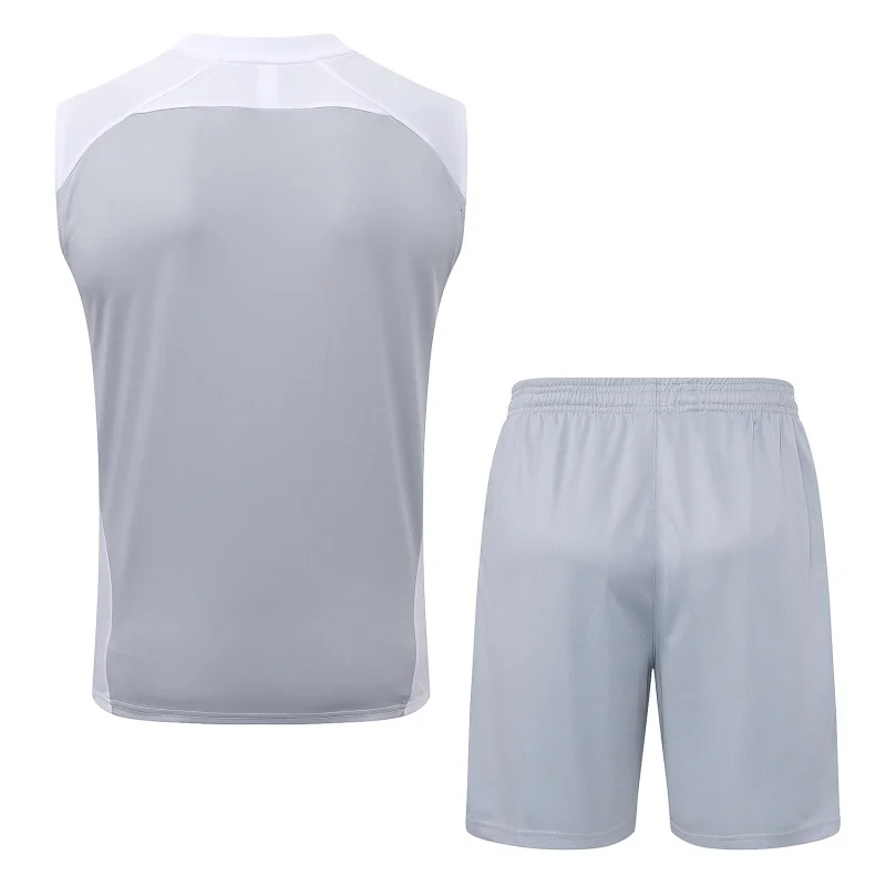 Entrenamiento Sin Mangas Conjunto Completo Real Madrid 2025 2026 Gris Blanco Real Madrid Conjunto 2025 2026 Gris - Maglia Real Madrid | tiendasdefutboles