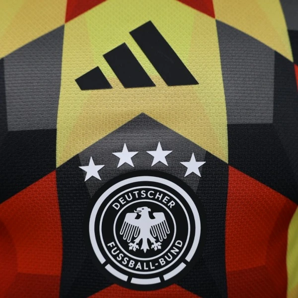 Especial Jugadores Camiseta Alemania 2026 Amarillo Rojo Alemania Camiseta Edición Jugadores 2026 Especial Amarilla - Camiseta Alemania | tiendasdefutboles
