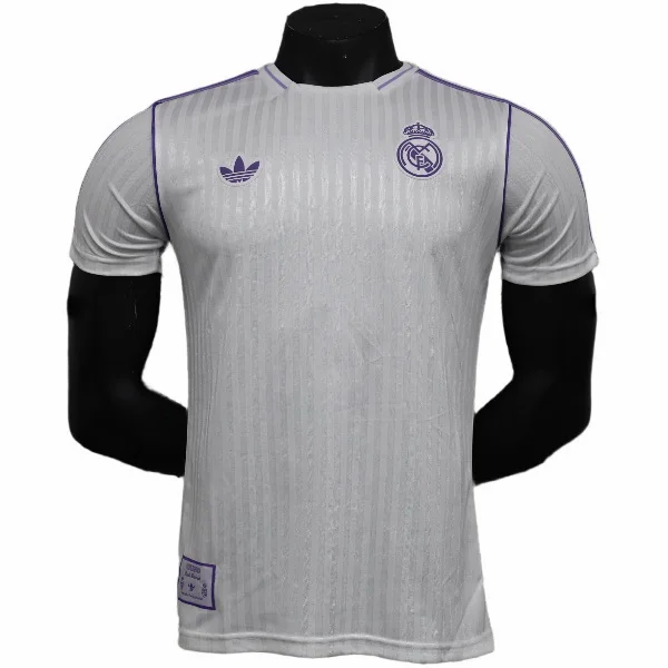 Especial Jugadores Camiseta Real Madrid 2025 2026 Blanco Purpura Real Madrid Camiseta Edición Jugadores 2025 2026 Especial Blanca - Camiseta Real Madrid | tiendasdefutboles