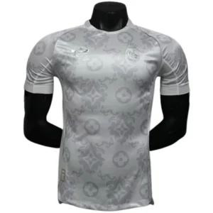 Real Madrid Camiseta Edición Jugadores 2025 2026 Especial Blanca - Camiseta Real Madrid | tiendasdefutboles