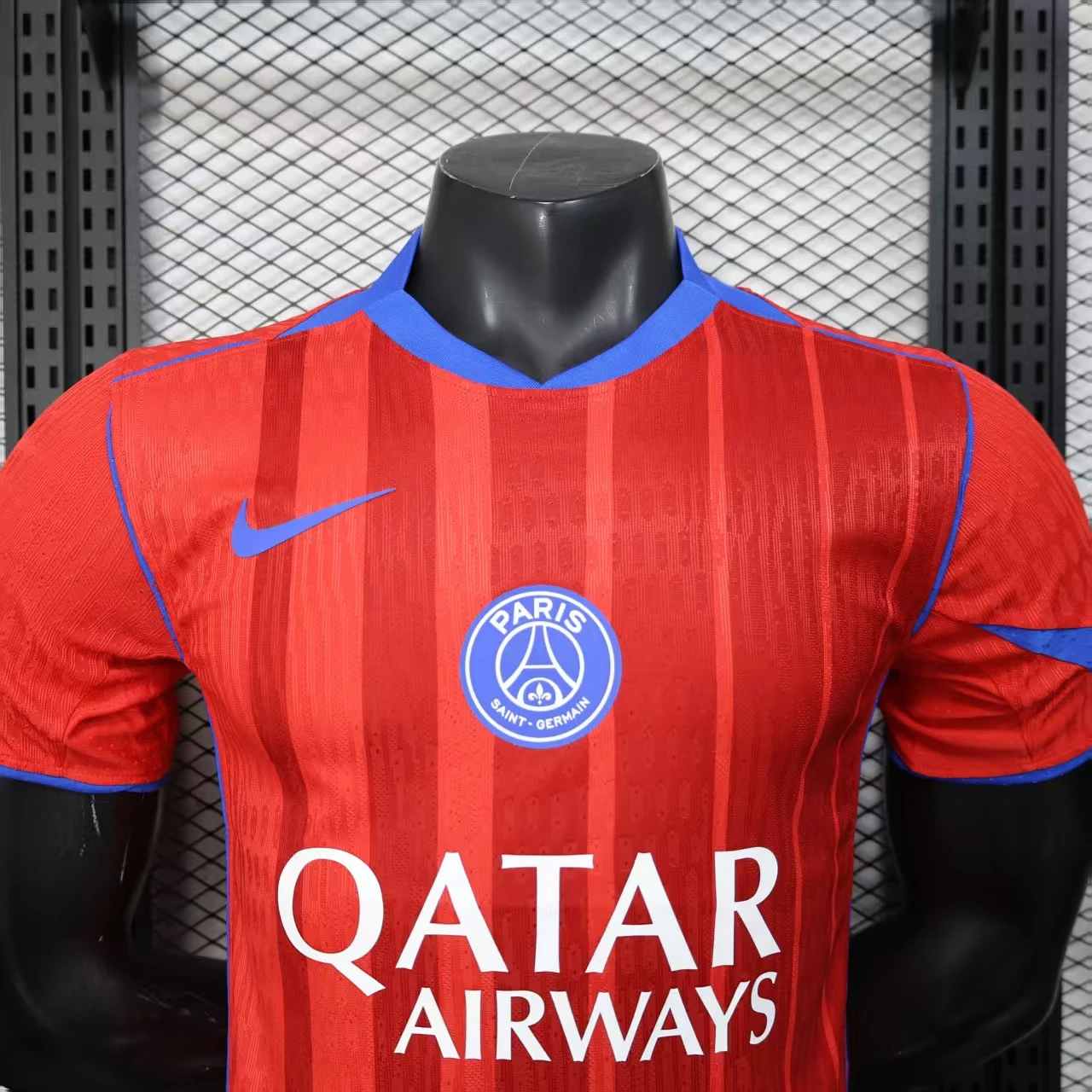 Jugadores Tercera Camiseta Paris Saint Germain 2025 2026 Rojo Paris Saint Germain Camiseta Edición Jugadores 2025 2026 Tercera Roja - Camiseta Paris Saint Germain | tiendasdefutboles