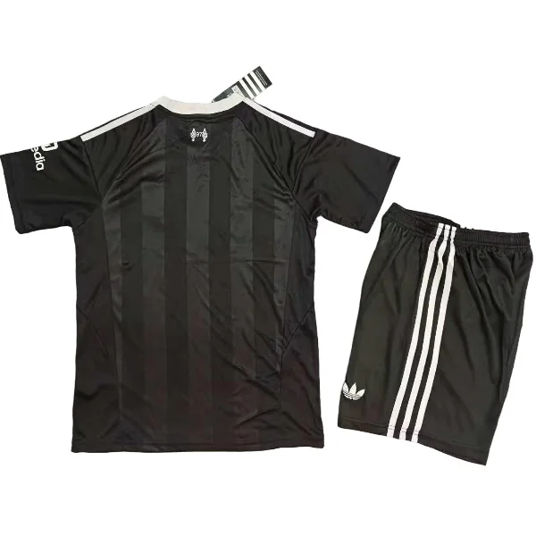 Portero Conjunto De Niños Liverpool 2025 2026 Negro Liverpool Niños Conjunto 2025 2026 Portero Negro - Equipacion Liverpool Niños | tiendasdefutboles