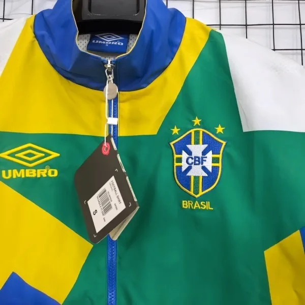 Rompevientos Brasil 2026 Azul Amarillo Verde Brasil Rompevientos 2026 Azul - Brasil Barata | tiendasdefutboles