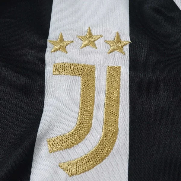 Casa Conjunto De Niños Juventus 2026 2027 Blanco Negro Juventus Niños Conjunto 2026 2027 Casa Blanco - Equipación Juventus Niños | tiendasdefutboles