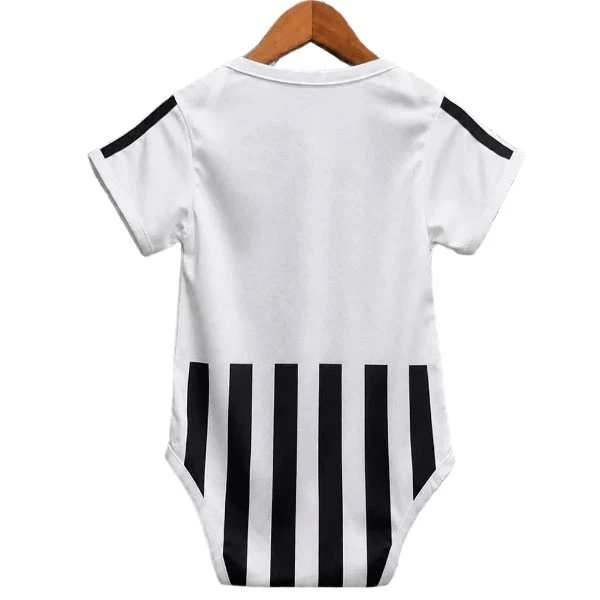 Casa Onesies Niños Juventus 2026 2027 Blanco Negro Juventus Niños Camiseta 2026 2027 Casa Blanca - Camiseta Juventus Niños | tiendasdefutboles