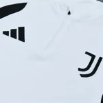 Conjunto Completo Sudadera Entrenamiento Niños Juventus 2026 2027 Blanco Negro