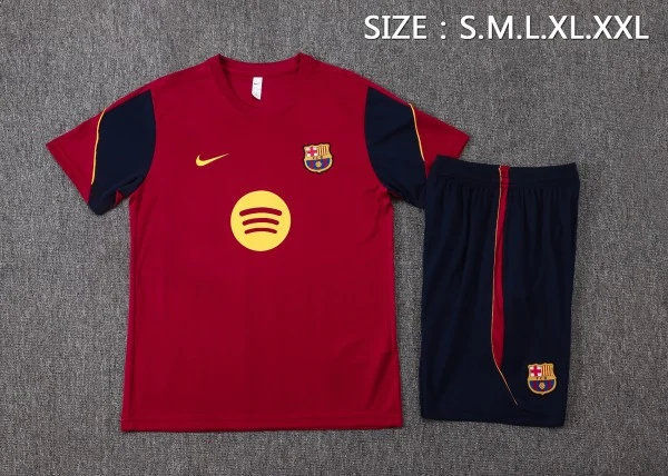 Entrenamiento Conjunto Completo Barcelona 2026 2027 Borgona Amarillo FC Barcelona Conjunto 2026 2027 Amarillo - FC Barcelona Barata | tiendasdefutboles