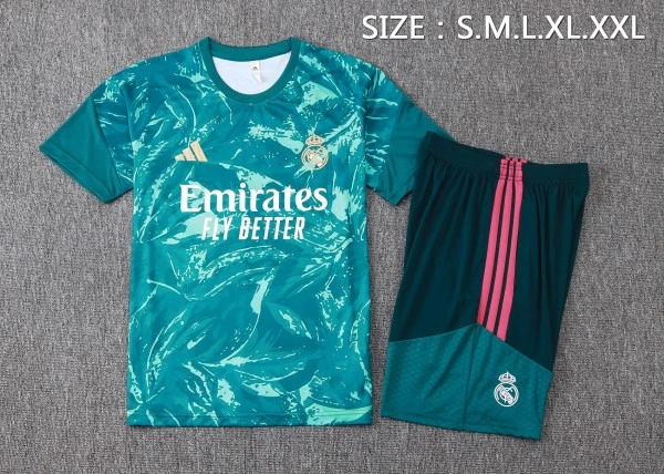 Entrenamiento Conjunto Completo Real Madrid 2026 2027 Verde Blanco Rosa Real Madrid Conjunto 2026 2027 Verde - Real Madrid Barata | tiendasdefutboles