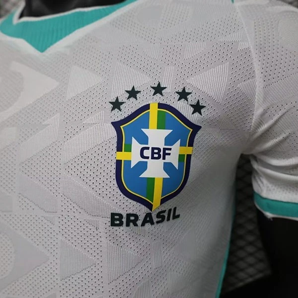 Especial Jugadores Camiseta Brasil 2026 Blanco II Verde Brasil Camiseta Edición Jugadores 2026 Especial Blanca - Camiseta Brasil | tiendasdefutboles