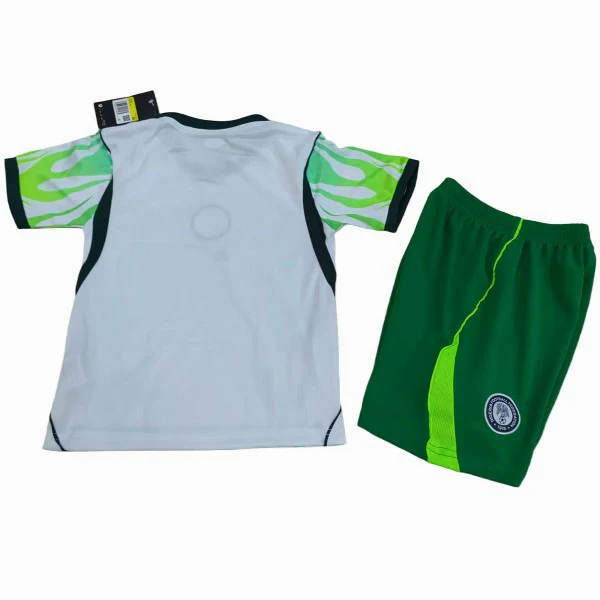 Segunda Conjunto De Niños Nigeria 2026 Blanco Verde Nigeria Niños Conjunto 2026 Segunda Blanco - Nigeria Niños Barata | tiendasdefutboles